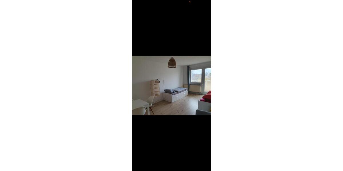 Wohnen auf Zeit Böhlen - 3 Zimmer, 60 m&sup2;, 12&euro; | Angebot:25886678