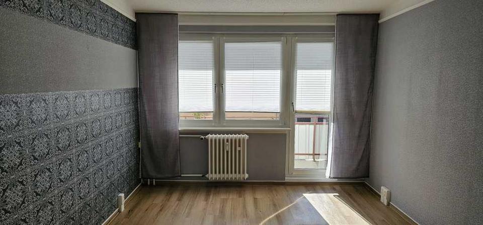 Etagenwohnung Neubrandenburg Datzeberg - 4 Zimmer, 73 m&sup2;, 653&euro; | Angebot:25717399