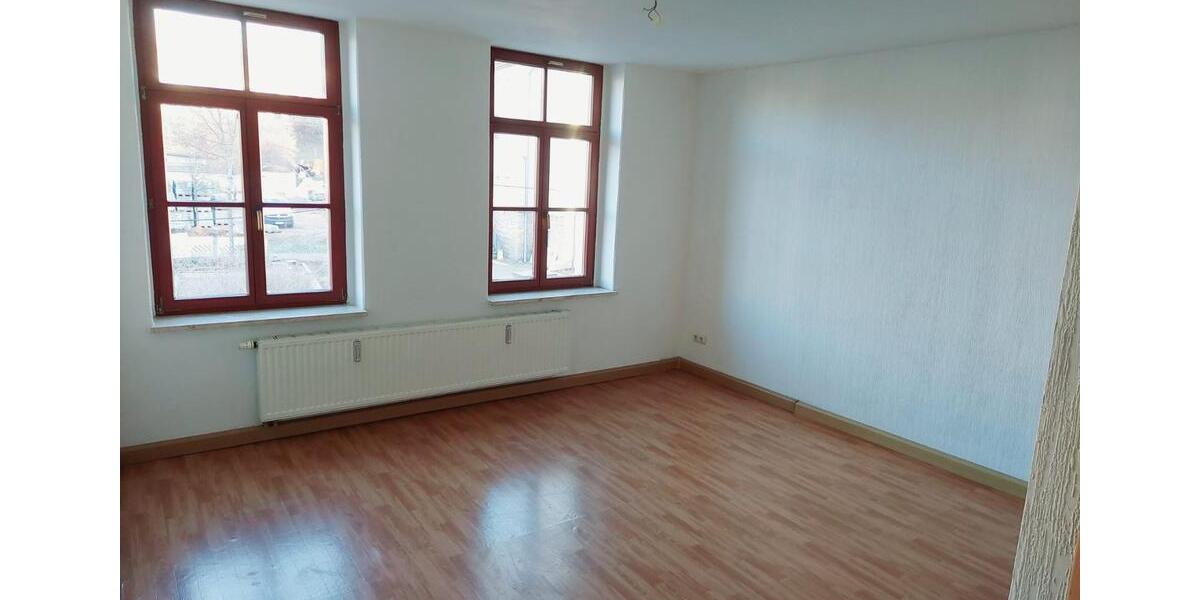 Etagenwohnung Werdau - 2 Zimmer, 40 m&sup2;, 220&euro; | Angebot:26618939