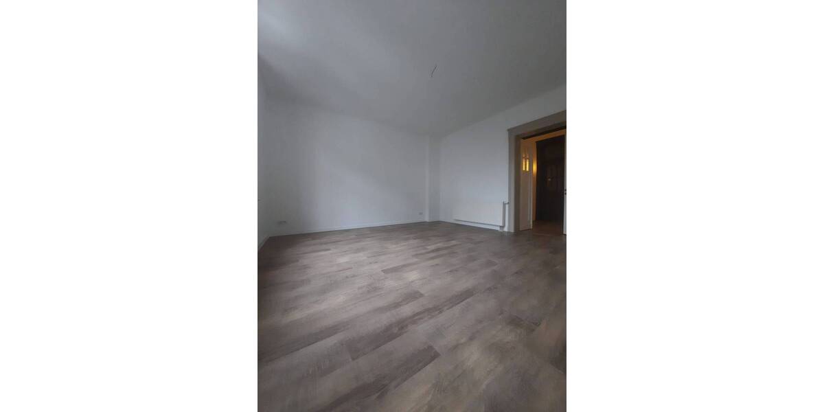 Etagenwohnung Zwickau Pölbitz - 5 Zimmer, 156 m&sup2;, 1.095&euro; | Angebot:26170929