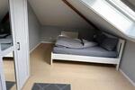 Dachgeschoßwohnung Zetel - 3 Zimmer, 90 m&sup2;, 800&euro; | Angebot:25022869