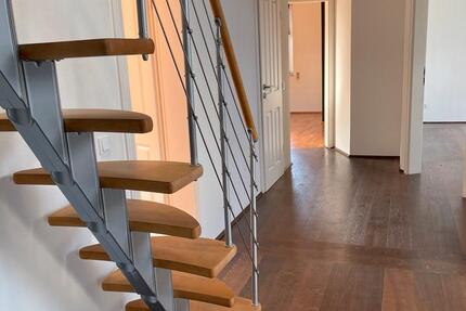 Wohnung Remscheid Reinshagen - 5 Zimmer, 120 m&sup2;, 1.600&euro; | Angebot:25231588