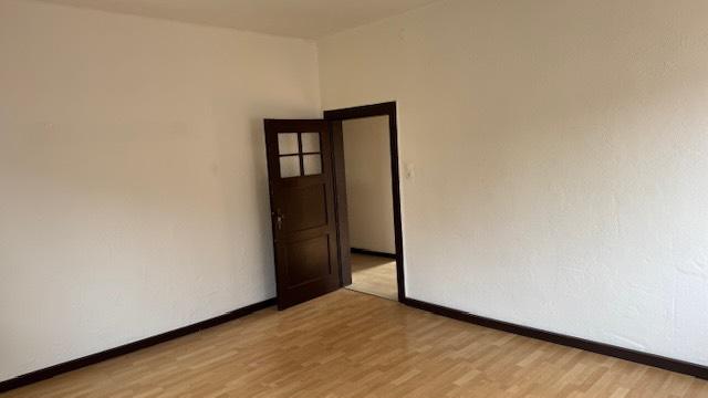 Etagenwohnung Pirmasens Niedersimten - 4 Zimmer, 96 m&sup2;, 790&euro; | Angebot:24513065