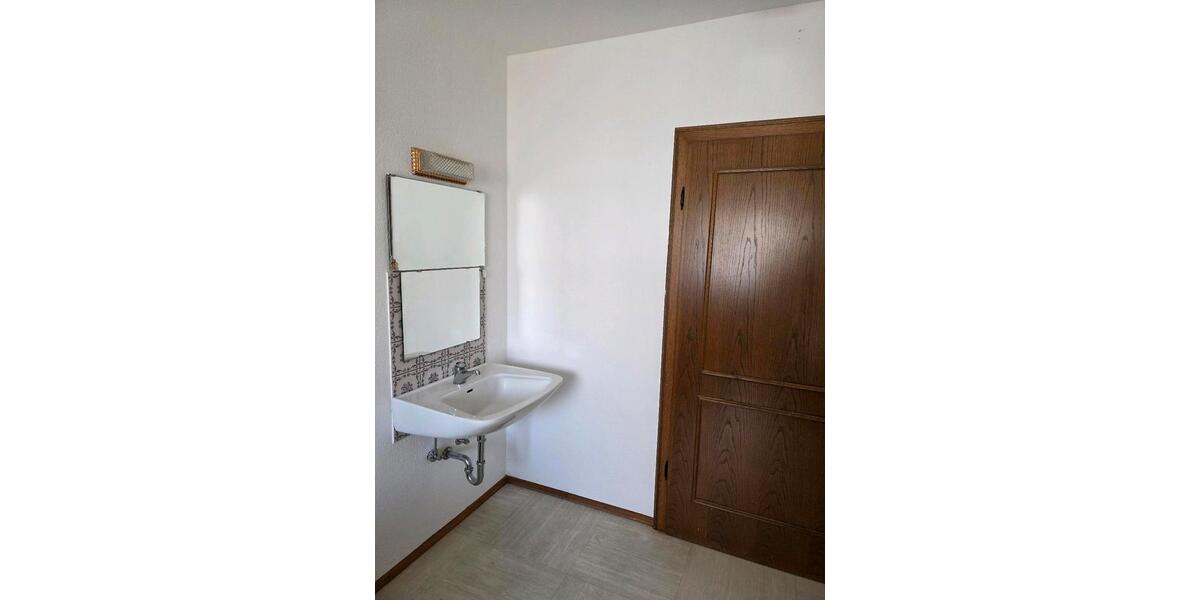 Wohnen auf Zeit Bamberg Am Bruderwald - 1 Zimmer, 12 m&sup2;, 500&euro; | Angebot:25908657