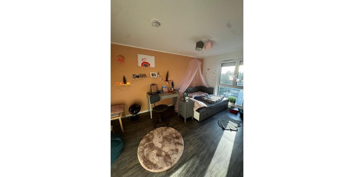Etagenwohnung Markkleeberg - 3 Zimmer, 80 m&sup2;, 1.290&euro; | Angebot:26612309