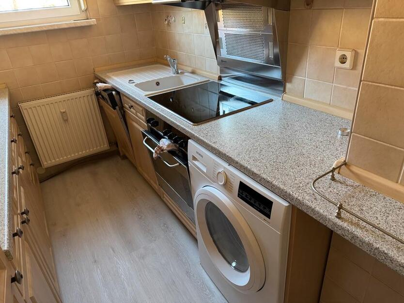 Helle drei Zimmer Wohnung in Lauta - Sachsen.
