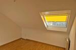 Dachgeschoßwohnung Saarbrücken West - 3 Zimmer, 50 m&sup2;, 380&euro; | Angebot:26573106