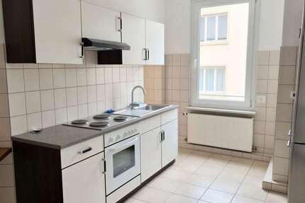 Wohnung Pforzheim Weststadt - 3 Zimmer, 100 m&sup2;, 750&euro; | Angebot:25306179