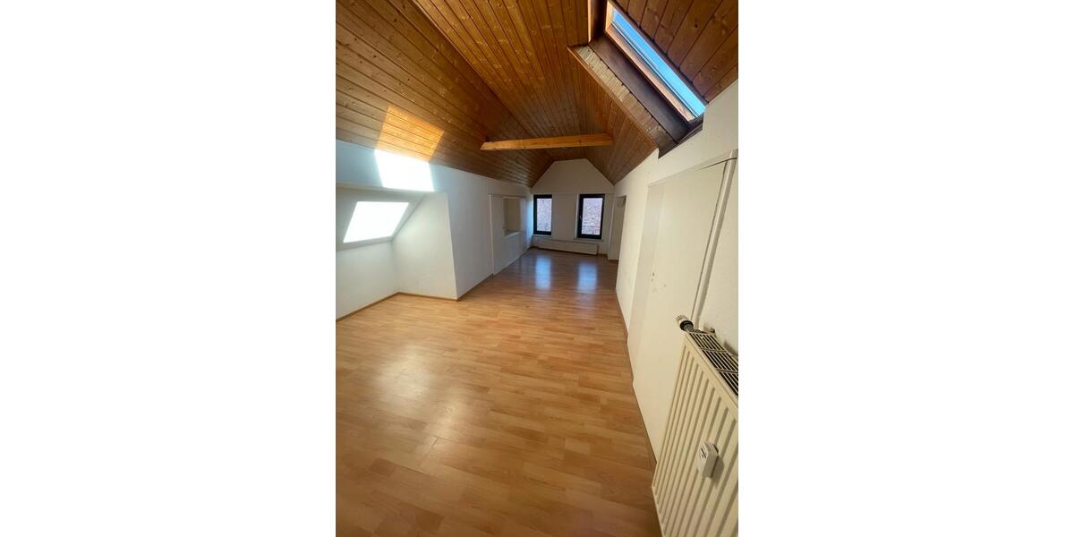 Maisonettenwohnung Ludwigshafen am Rhein Ludwigshafen-Oggersheim - 4 Zimmer, 120 m&sup2;, 1.750&euro; | Angebot:26325911