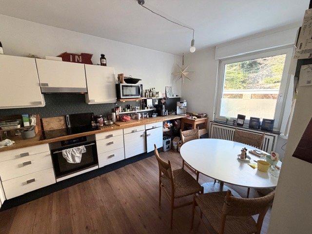 Erdgeschoßwohnung Siegen - 3 Zimmer, 124 m&sup2;, 1.150&euro; | Angebot:26583080