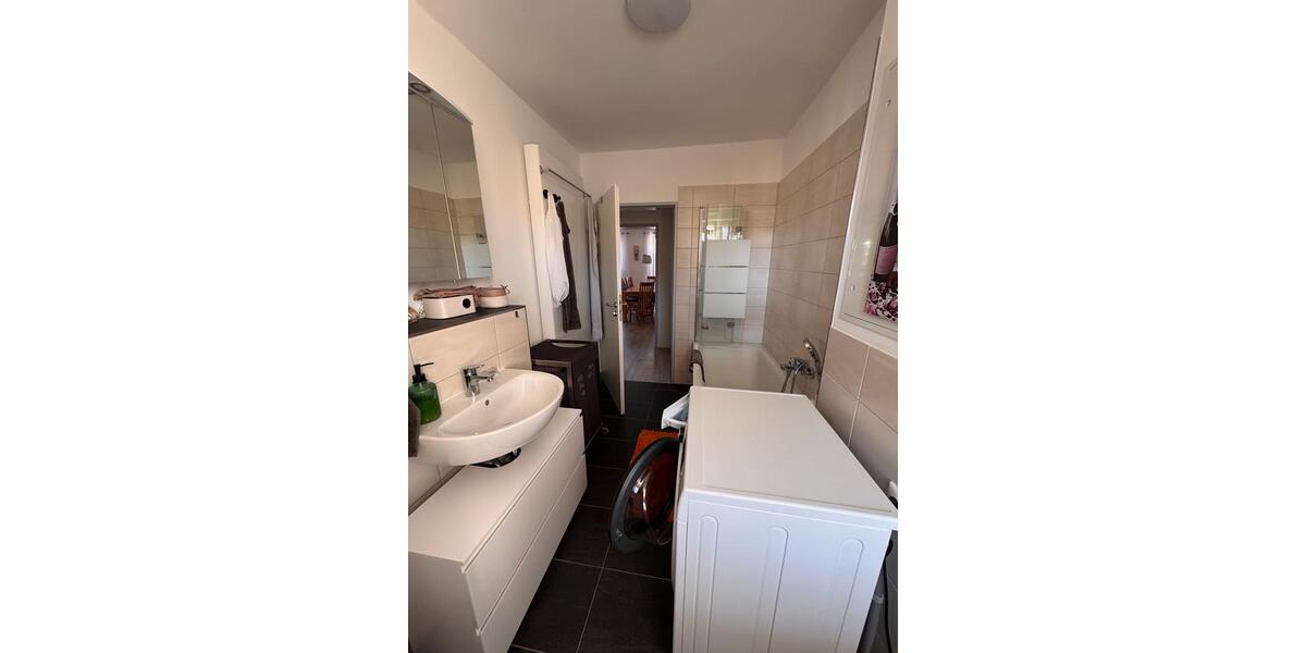 Etagenwohnung Salzwedel - 3 Zimmer, 80 m&sup2;, 850&euro; | Angebot:26348369