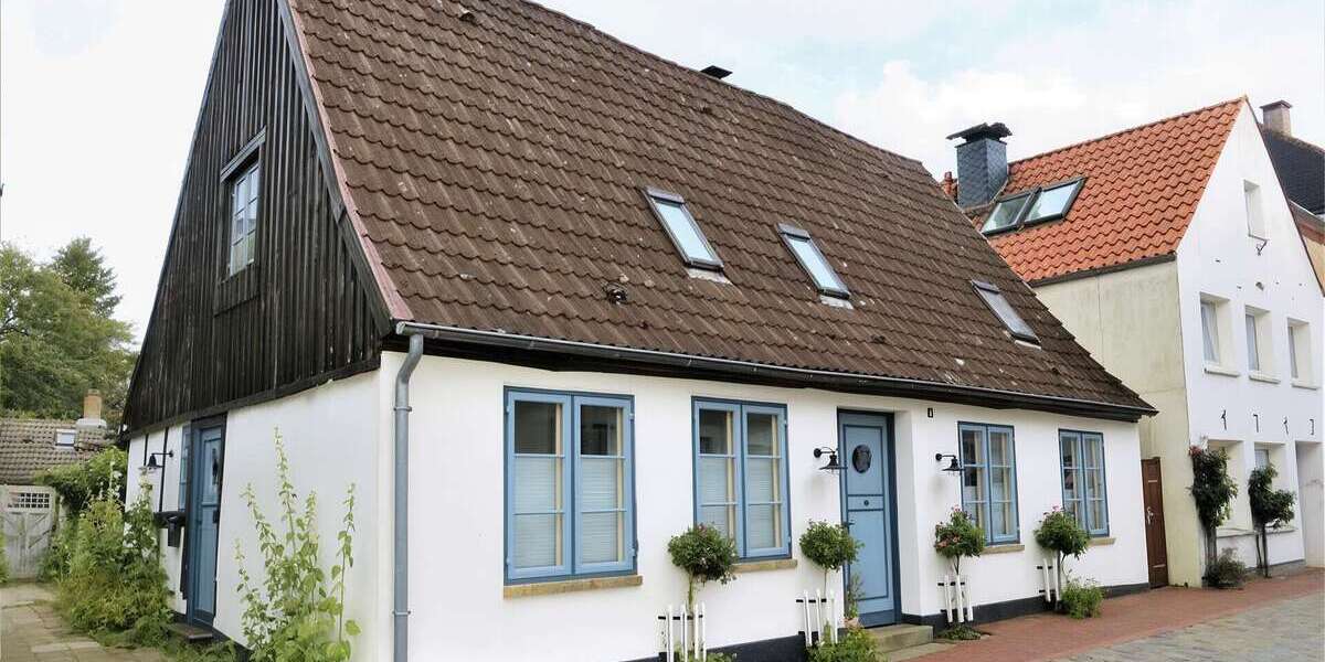 Haus zum Mieten in Schleswig 950 € 72 m² 2.5 zimmer