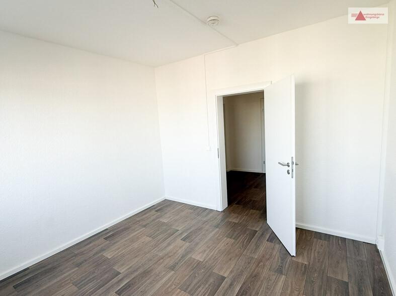 Etagenwohnung Annaberg-Buchholz Buchholz - 4 Zimmer, 79 m&sup2;, 477&euro; | Angebot:24673874