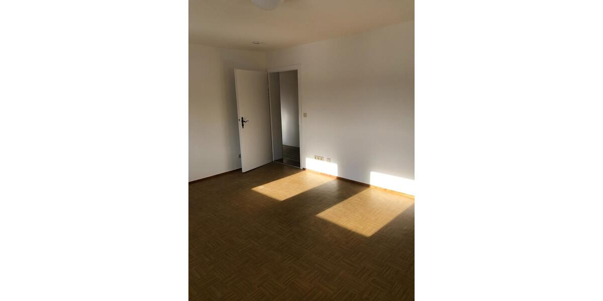 Etagenwohnung Dietersburg - 3 Zimmer, 80 m&sup2;, 550&euro; | Angebot:24704533