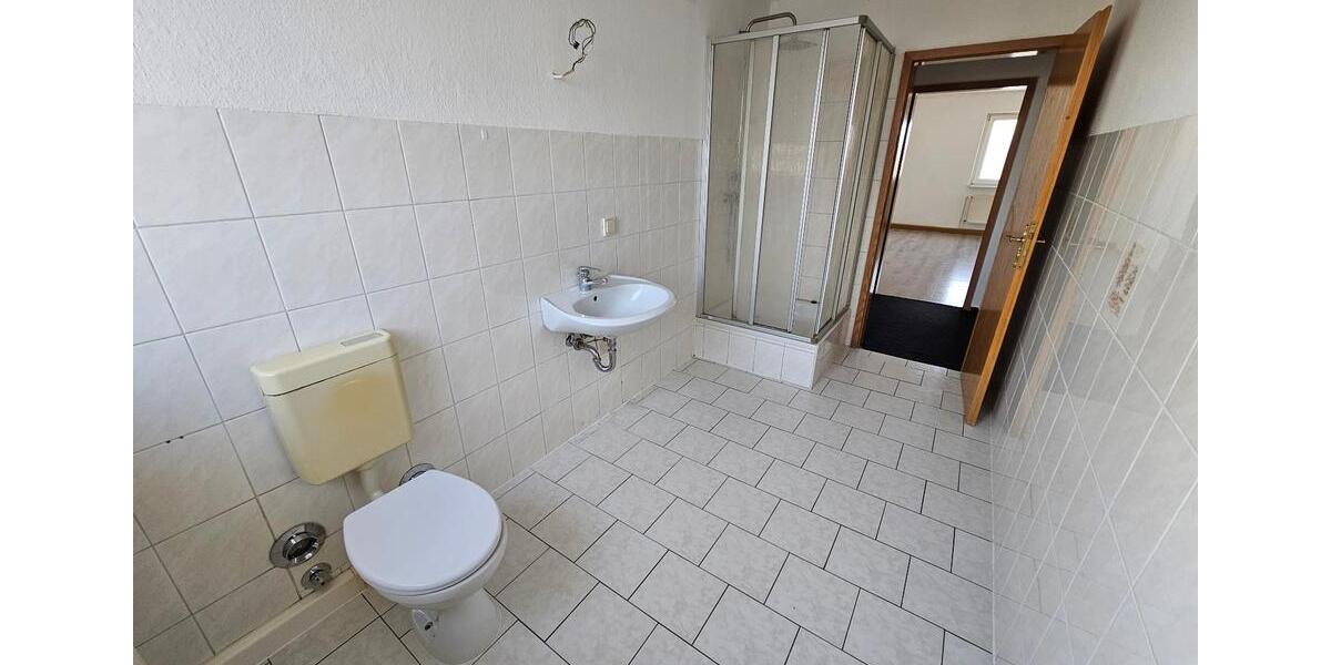 Dachgeschoßwohnung Demmin - 3 Zimmer, 70 m&sup2;, 420&euro; | Angebot:26592765