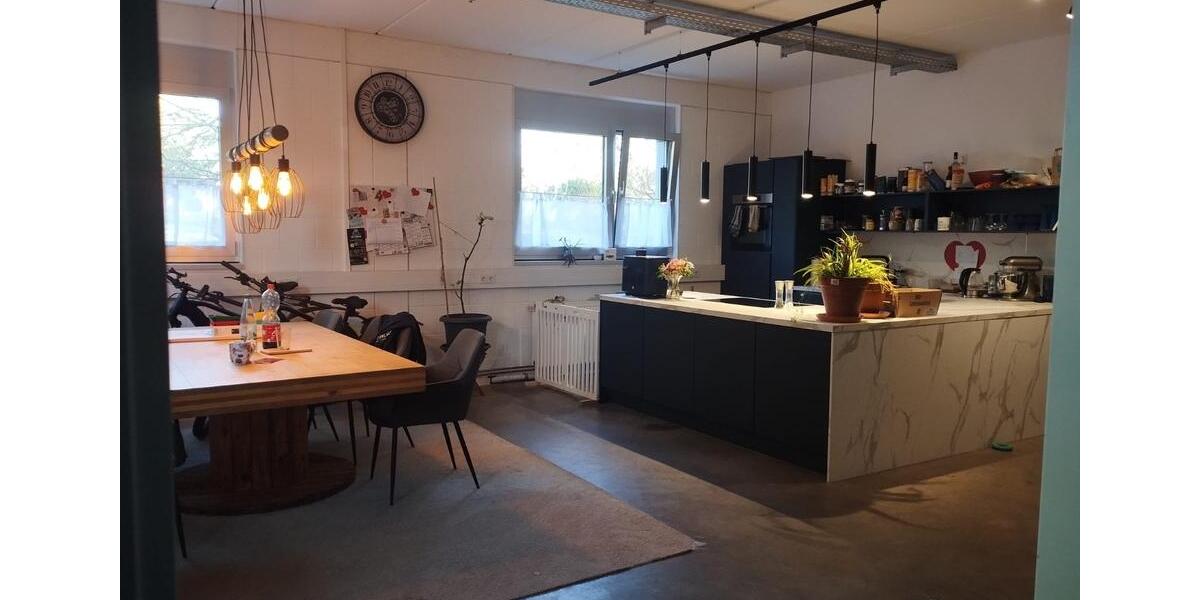 Haustierfreundliches helles Loft in Heckendalheim, Nähe SB + IGB 2 zimmer