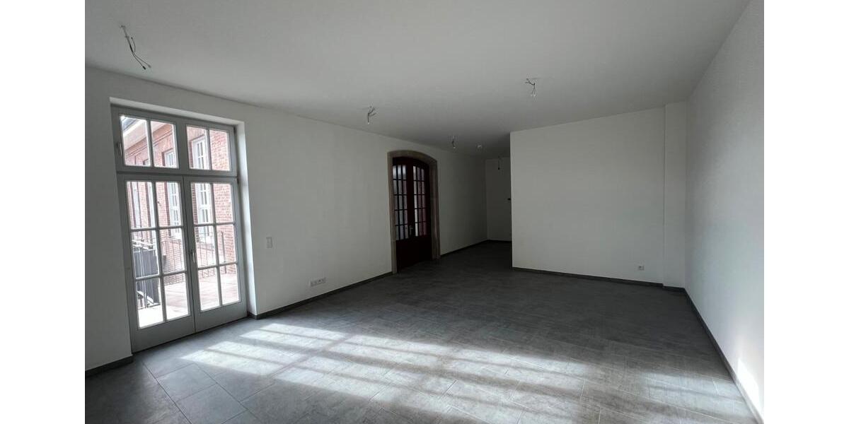 Maisonettenwohnung Emden - 3 Zimmer, 127 m&sup2;, 1.200&euro; | Angebot:26195424