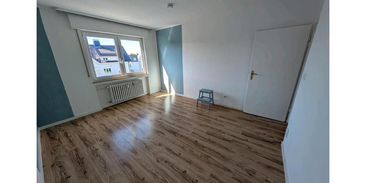 Etagenwohnung Ettlingen - 3 Zimmer, 85 m&sup2;, 990&euro; | Angebot:26692439