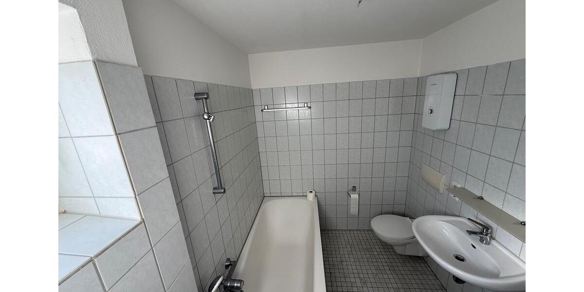 Erdgeschoßwohnung Wolfsburg - 2 Zimmer, 69 m&sup2;, 570&euro; | Angebot:23471933
