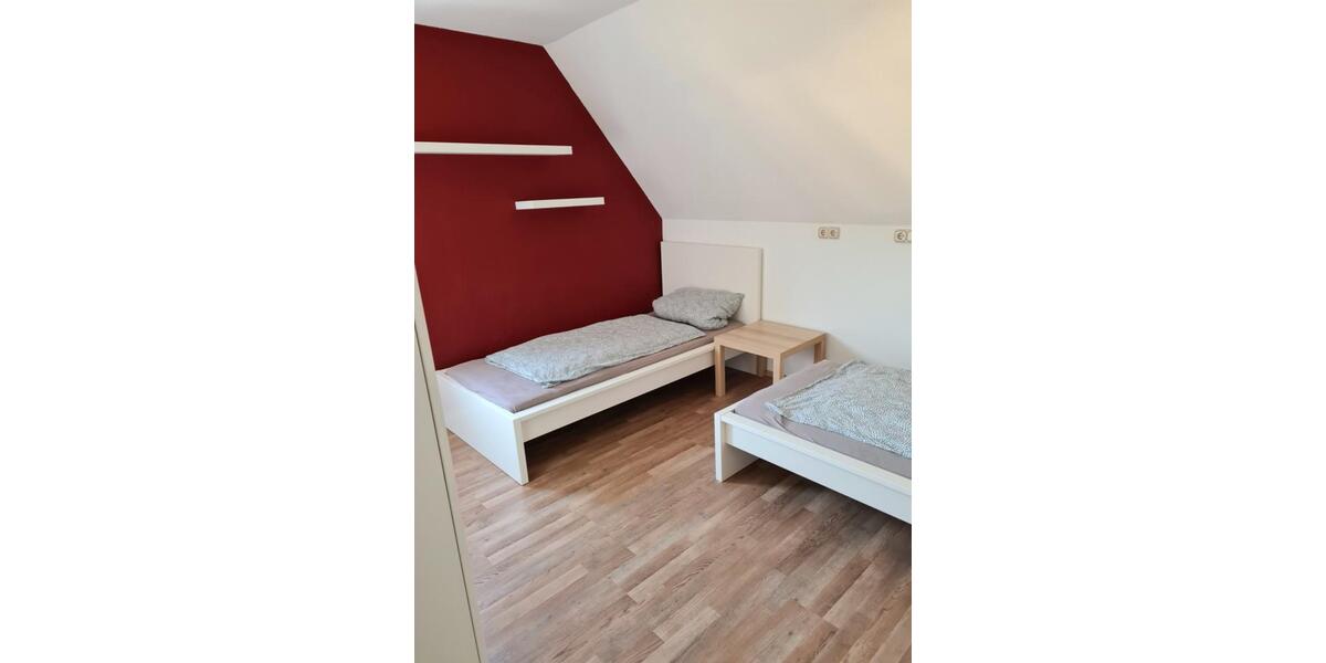 Wohnen auf Zeit Ochsenfurt - 4 Zimmer, 110 m&sup2;, 10&euro; | Angebot:24810465