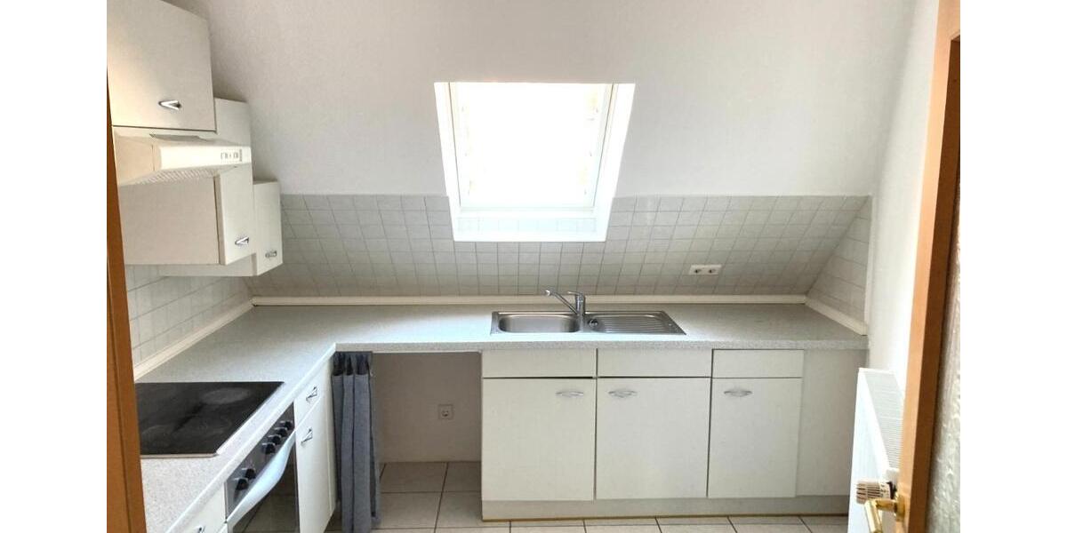 Dachgeschoßwohnung Malchin - 2 Zimmer, 50 m&sup2;, 390&euro; | Angebot:26021182