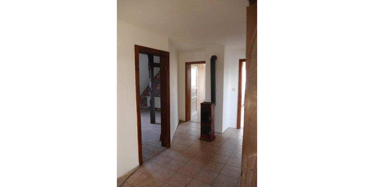Dachgeschoßwohnung Salzwedel - 4 Zimmer, 106 m&sup2;, 520&euro; | Angebot:26125382
