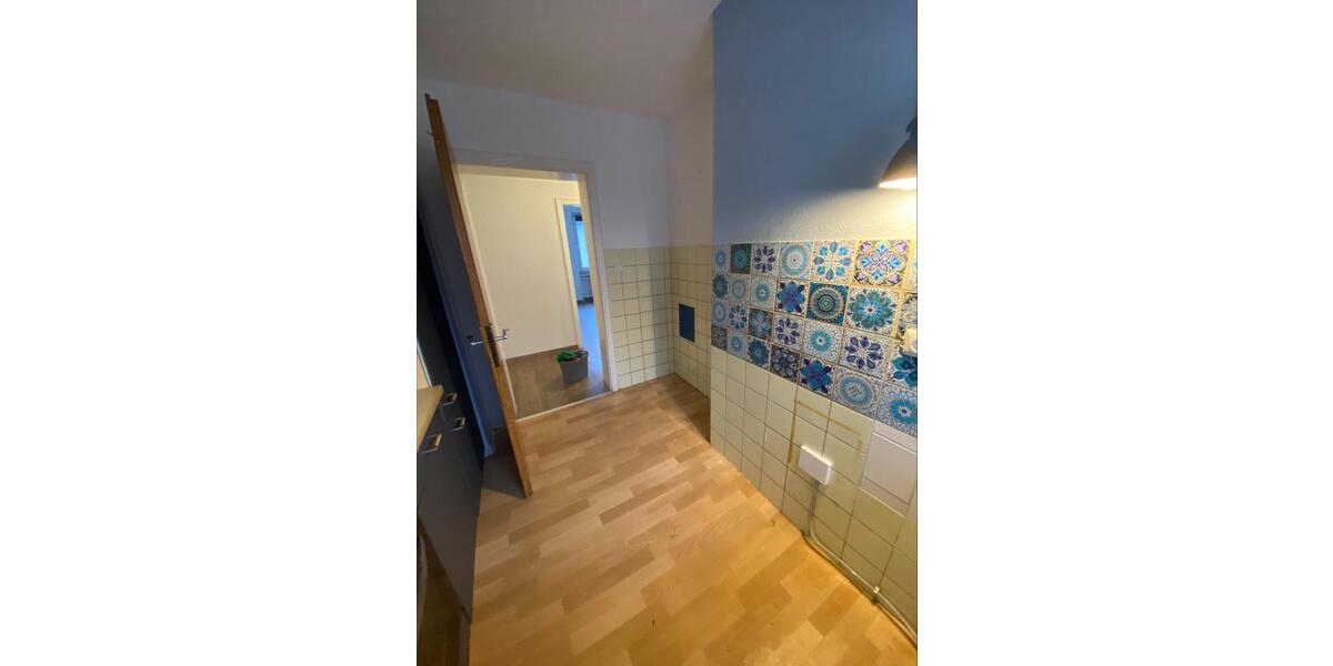 Etagenwohnung Siegen - 5 Zimmer, 111 m&sup2;, 1.150&euro; | Angebot:24752166