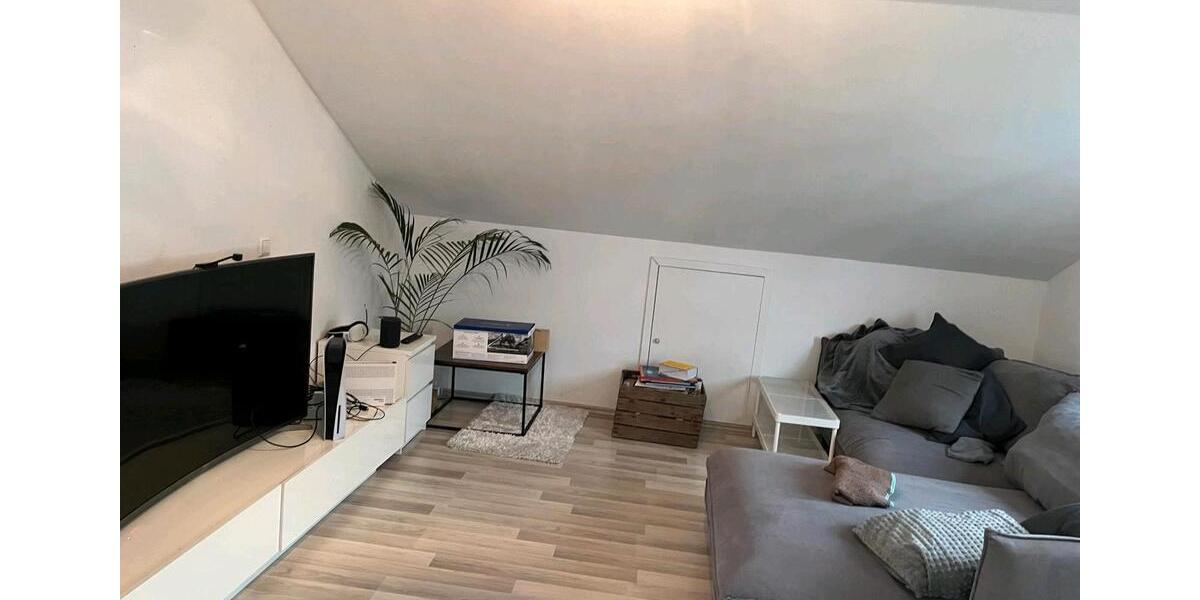 Dachgeschoss Wohnung 2 zimmer