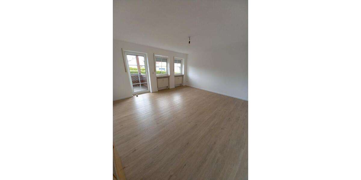 Hochparterre Pirk - 3 Zimmer, 85 m&sup2;, 850&euro; | Angebot:26565053