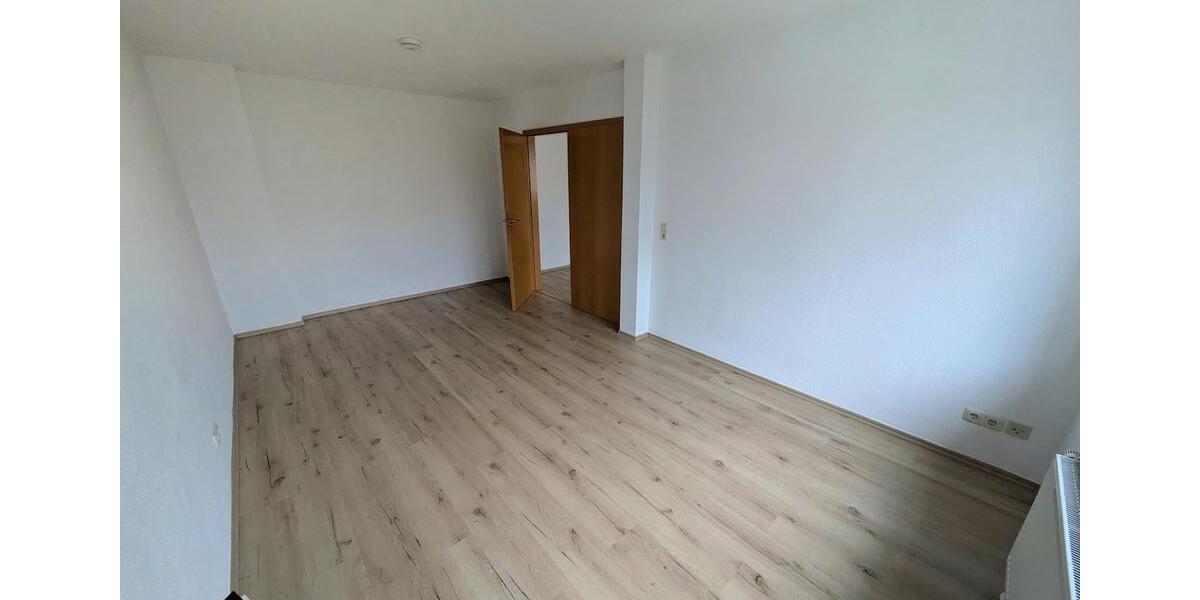 ++ charmante 4-Raum-Wohnung mit Balkon - nahe dem Zwickauer Zentrum, top angebunden ++ 4 zimmer