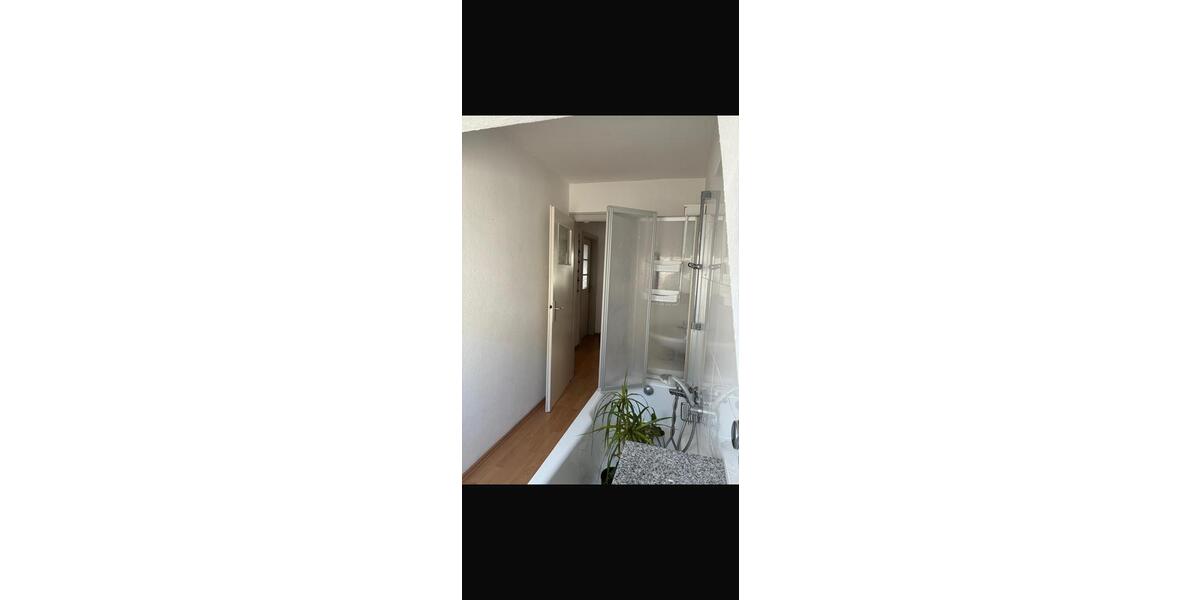 Dachgeschoßwohnung Köln Ehrenfeld - 2 Zimmer, 60 m&sup2;, 600&euro; | Angebot:25219704