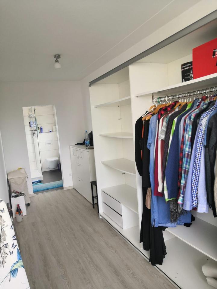 Helle 4-Zimmer-Wohnung mit Balkon in Regensburg West ab 1.12.25