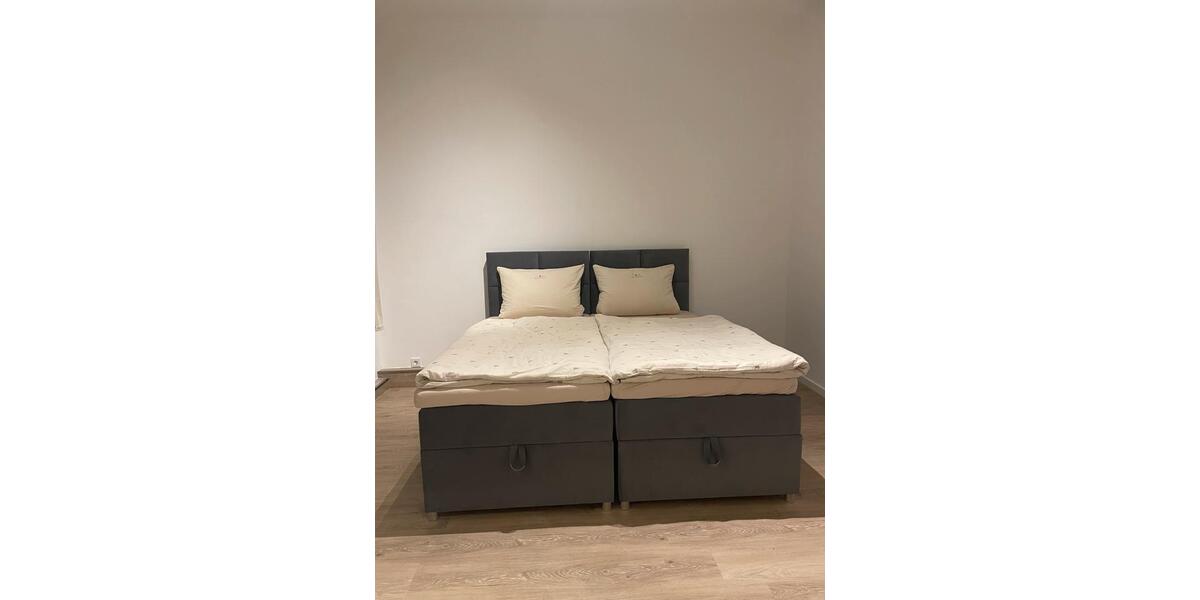 Wohnen auf Zeit Delmenhorst - 3 Zimmer, 90 m&sup2;, 200&euro; | Angebot:24741023