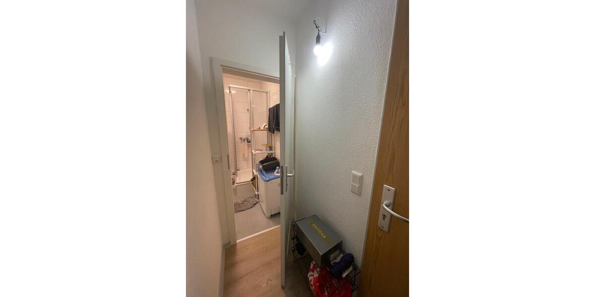 Etagenwohnung Saarbrücken St. Arnual - 1 Zimmer, 20 m&sup2;, 335&euro; | Angebot:26678815