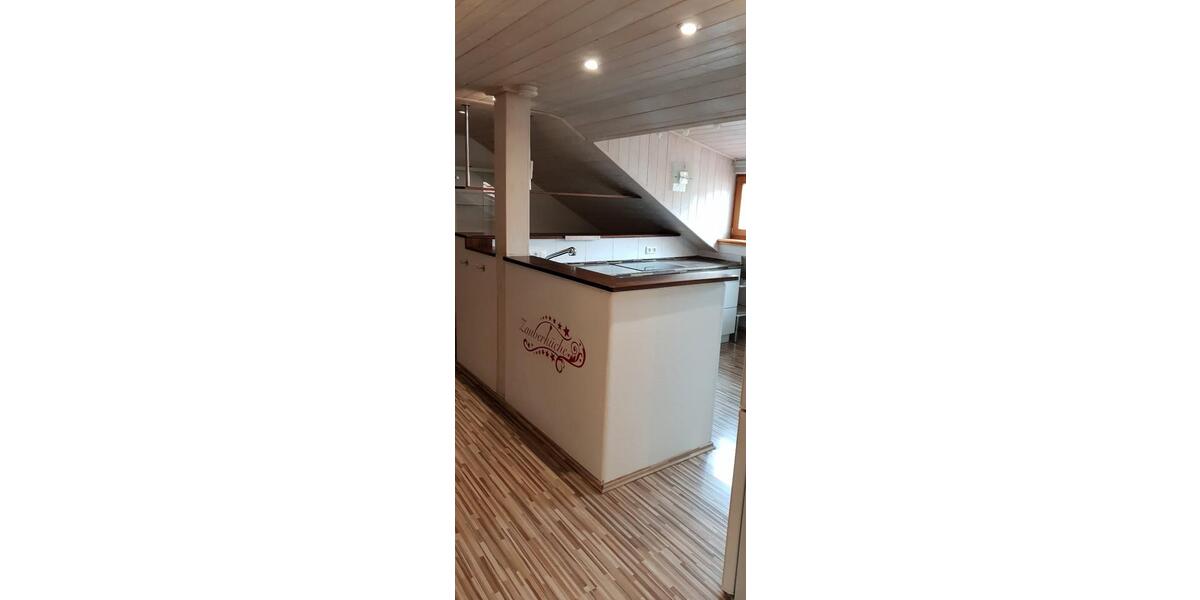 Dachgeschoßwohnung Traitsching - 3 Zimmer, 120 m&sup2;, 650&euro; | Angebot:26600547