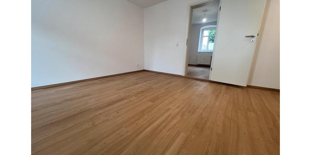Erdgeschoßwohnung Hecklingen - 2 Zimmer, 260&euro; | Angebot:22469823
