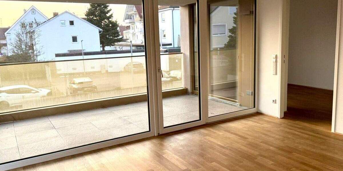 Etagenwohnung Illertissen - 3 Zimmer, 108 m&sup2;, 1.350&euro; | Angebot:25167027