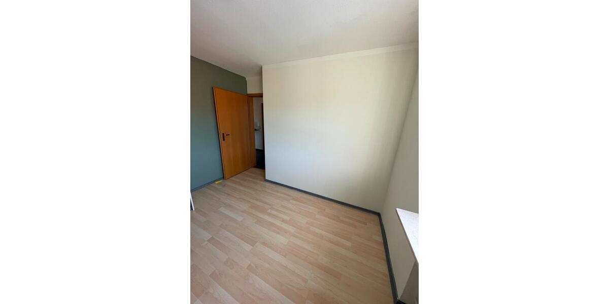 Etagenwohnung Neustadt an der Weinstraße - 3 Zimmer, 35 m&sup2;, 600&euro; | Angebot:26297912