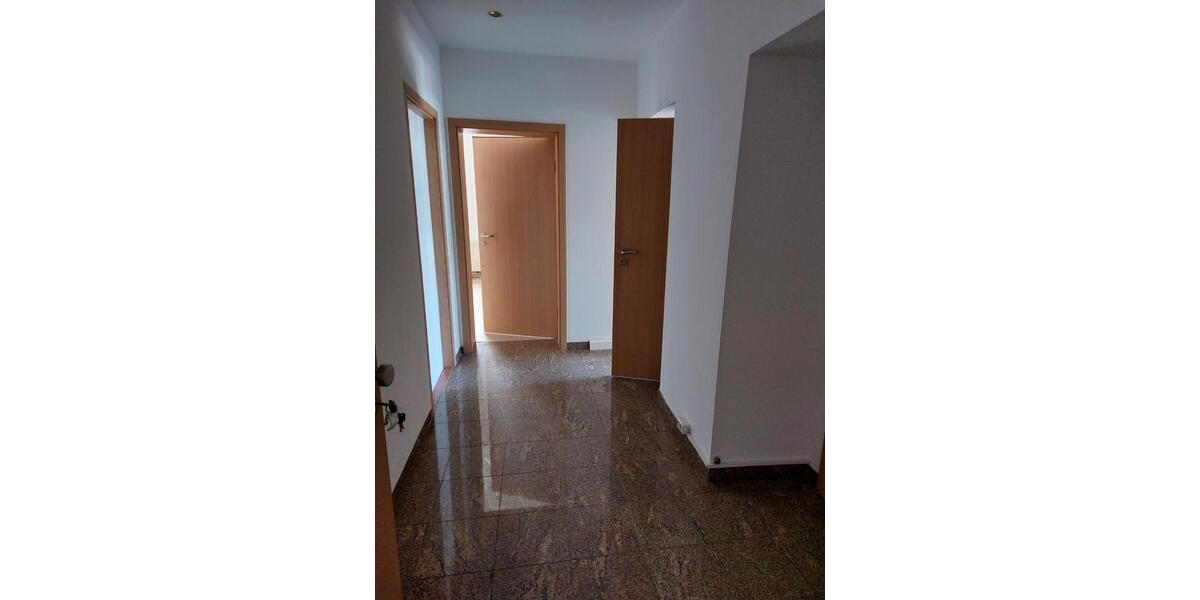 Erdgeschoßwohnung Sangerhausen - 2 Zimmer, 62 m&sup2;, 410&euro; | Angebot:24660046