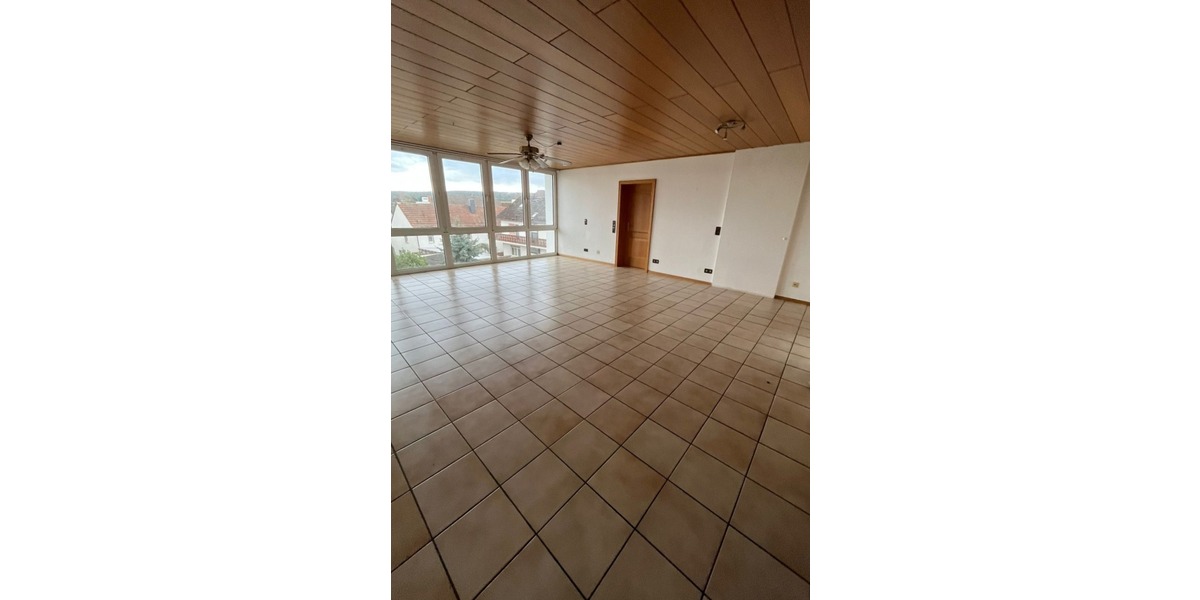 Attraktive Dachgeschosswohnung mit sonniger Terrasse - Dachgeschoßwohnung Enkenbach | Angebot:25416287