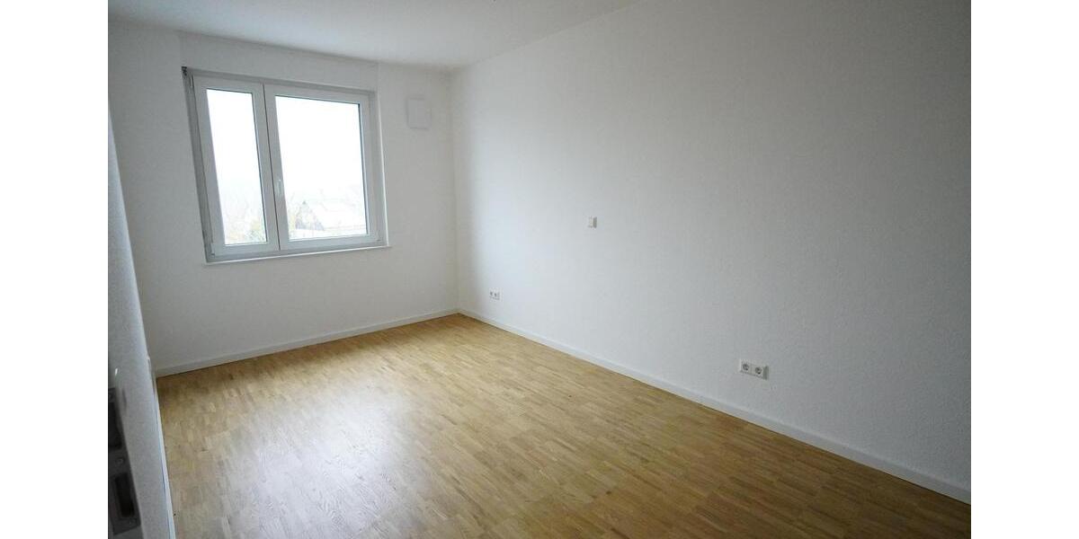 Reihenhaus Pforzheim Eutingen - 5 Zimmer, 132 m&sup2;, 1.499&euro; | Angebot:24747498