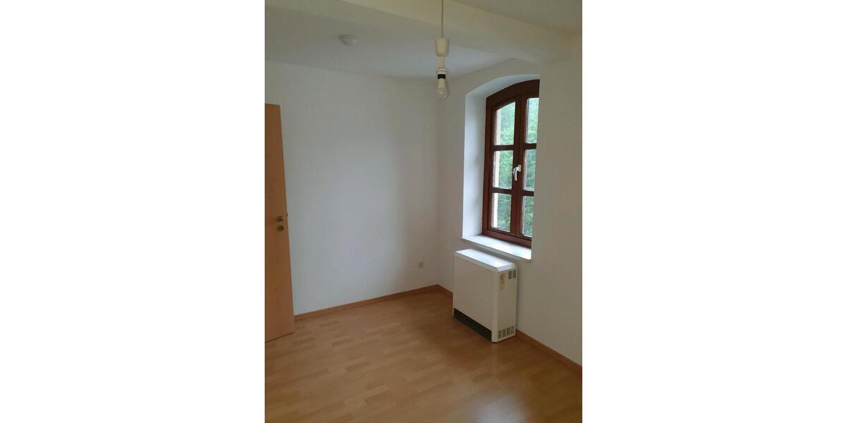 Dachgeschoßwohnung Remscheid Remscheid-Süd - 4 Zimmer, 80 m&sup2;, 595&euro; | Angebot:26639577