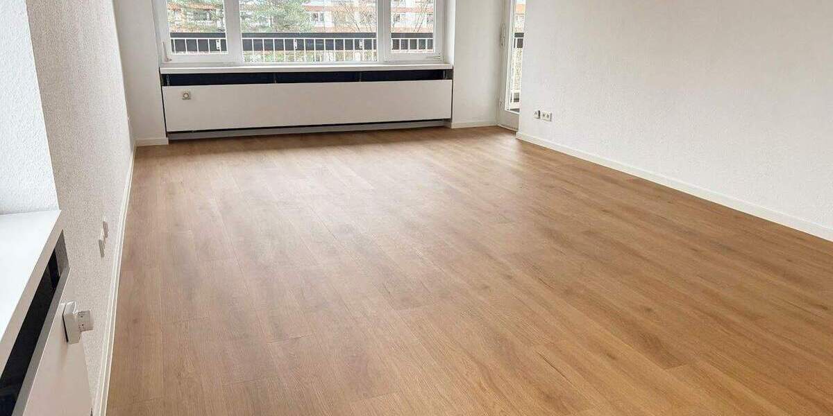 Etagenwohnung Köln Bayenthal - 3 Zimmer, 100 m&sup2;, 1.700&euro; | Angebot:24347977