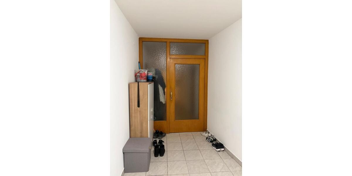 Etagenwohnung Limburg an der Lahn - 4 Zimmer, 142 m&sup2;, 1.300&euro; | Angebot:24848199