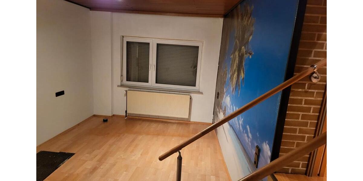 Einfamilienhaus Göllheim - 11 Zimmer, 185 m&sup2;, 1.650&euro; | Angebot:26504265
