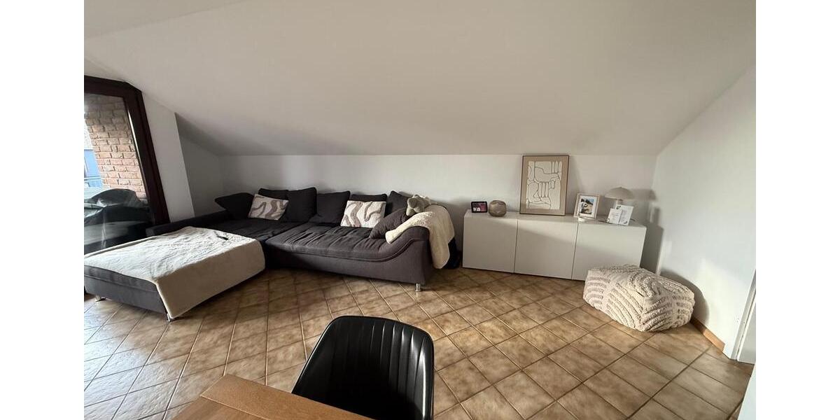 Dachgeschoßwohnung Goch - 3 Zimmer, 88 m&sup2;, 800&euro; | Angebot:26577542