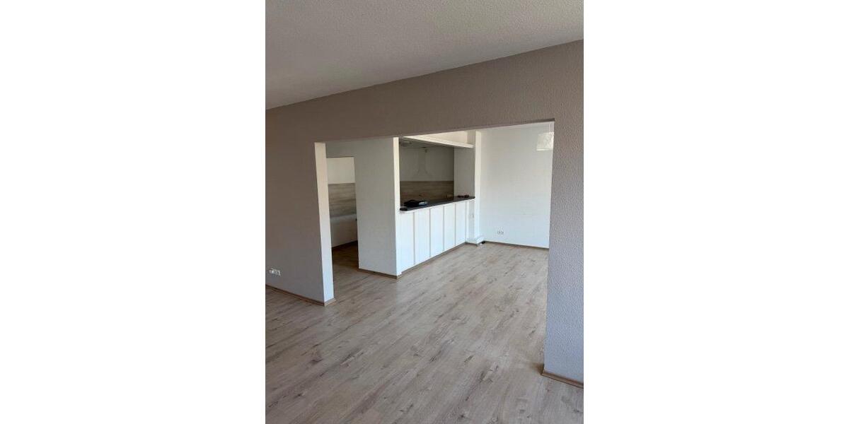 Etagenwohnung Koblenz - 2 Zimmer, 105 m&sup2;, 990&euro; | Angebot:26462260