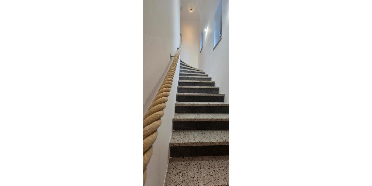 Wohnen auf Zeit Neuss Gnadental - 3 Zimmer, 93 m&sup2;, 1.800&euro; | Angebot:26652647