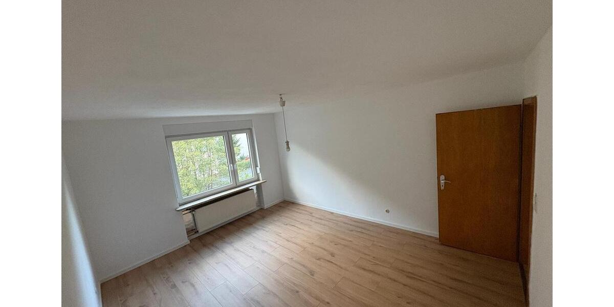 5-Zimmer-Wohnung mit viel Platz – ideal für Familien zimmer