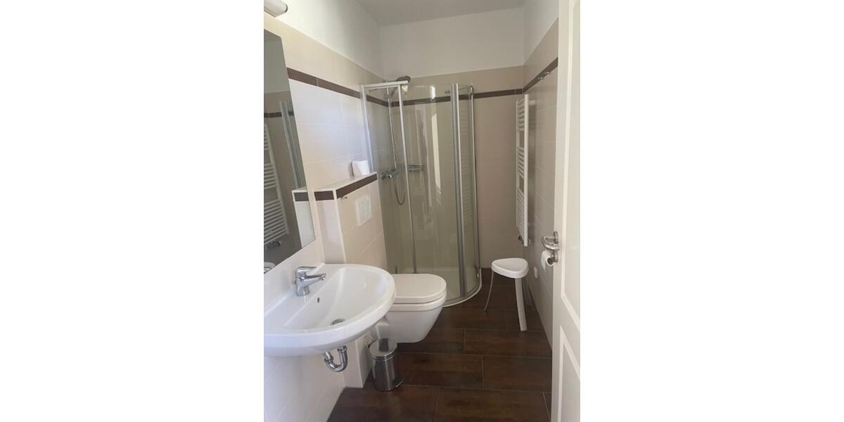 möbilierte Wohnung Erdgeschoss mit Terrasse 2 zimmer